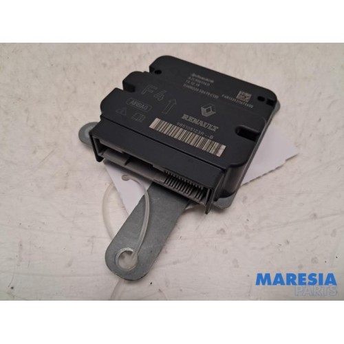 Renault - Captur - Airbag Module
