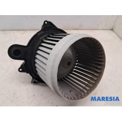 Renault - Captur - Heating and ventilation fan motor
