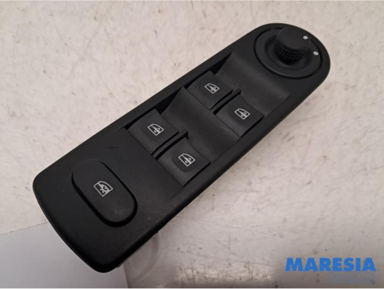 Renault - Captur - Multi-functional window switch