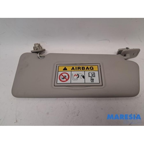 Renault - Captur - Sun visor