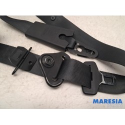 Renault - Captur - Front seatbelt, left