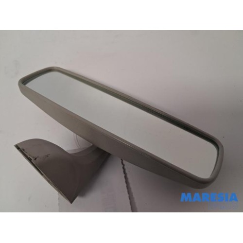 Renault - Captur - Rear view mirror