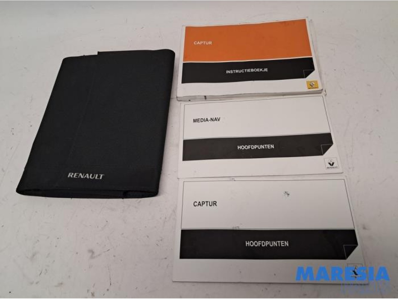 Renault - Captur - Instruction Booklet