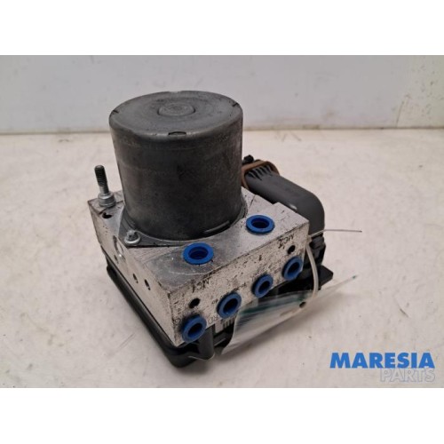 Citroen - C4 - ABS pump