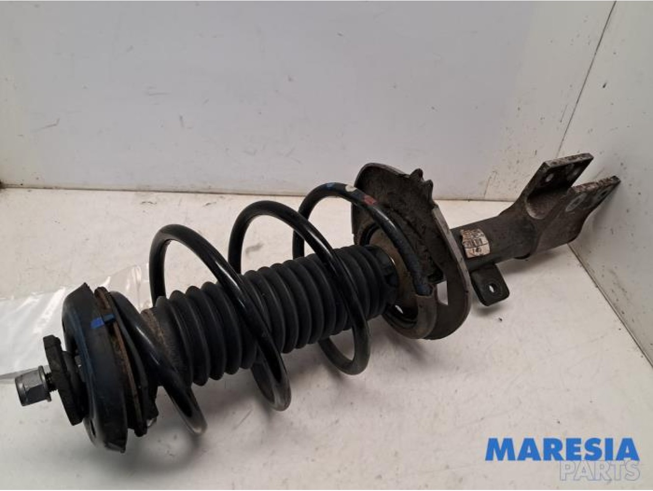 Citroen - C4 - Front shock absorber rod, right