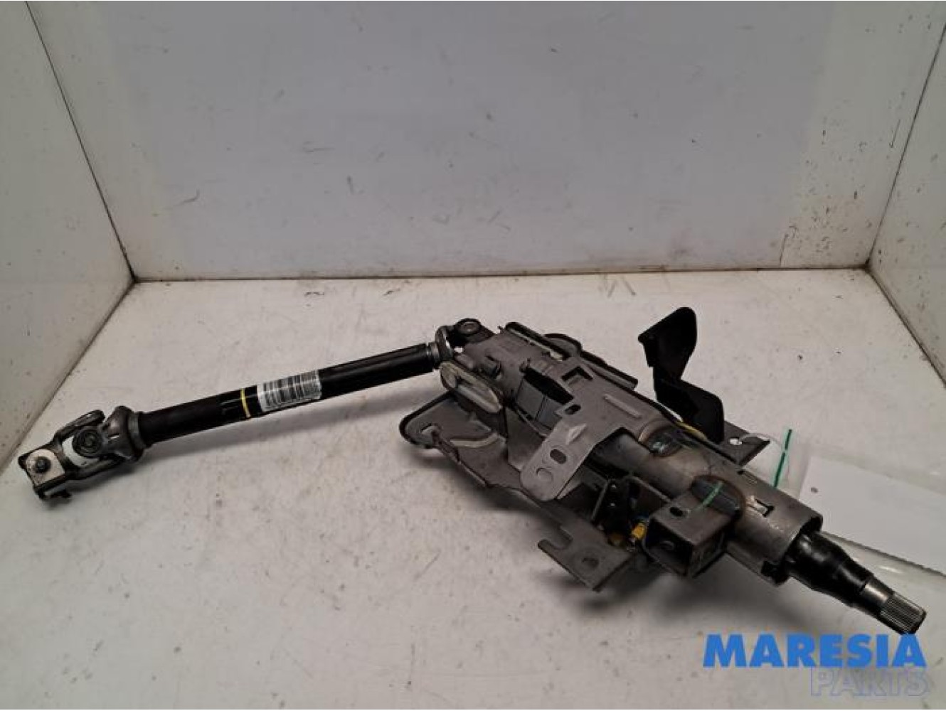 Citroen - C4 - Steering column housing