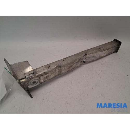 Citroen - C4 - Front wishbone support, left