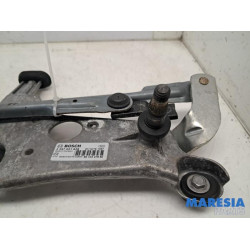 Peugeot - 308 - Wiper mechanism
