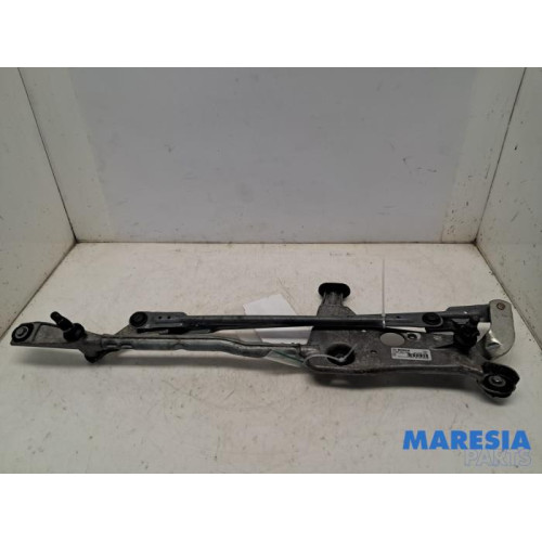 Peugeot - 308 - Wiper mechanism