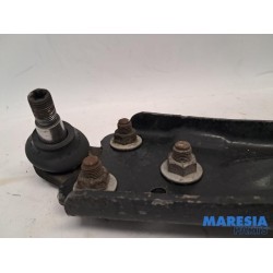 Peugeot - 308 - Querlenker unten rechts vorne