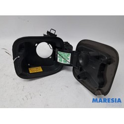 Renault - Captur - Tank Klep