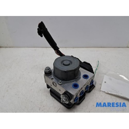 Renault - Captur - ABS Pumpe