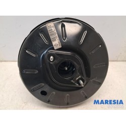 Renault - Captur - Brake servo