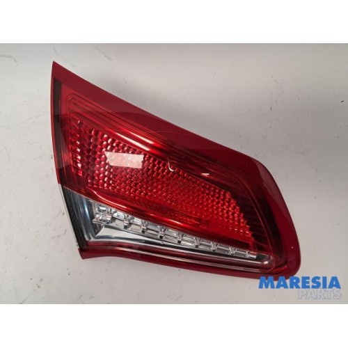 Citroen - C4 - Tailgate reflector, left