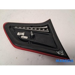 Citroen - C4 - Tailgate reflector, right