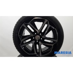 Peugeot - 308 - Sportvelgenset + banden