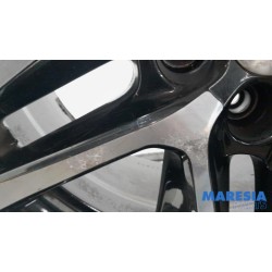 Peugeot - 308 - Sportvelgenset + banden