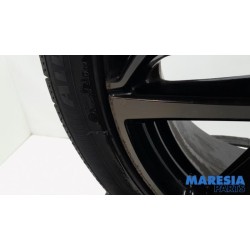 Peugeot - 308 - Sportvelgenset + banden