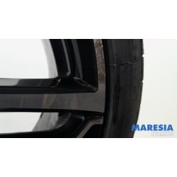 Peugeot - 308 - Sportvelgenset + banden