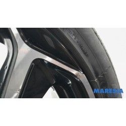 Peugeot - 308 - Sportvelgenset + banden