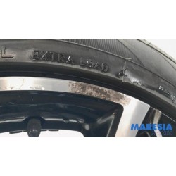 Peugeot - 308 - Sportvelgenset + banden