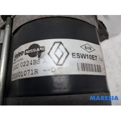 Renault - Clio - Startmotor