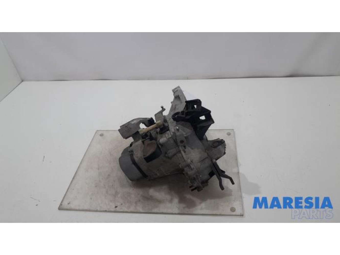 Peugeot - 208 - Gearbox