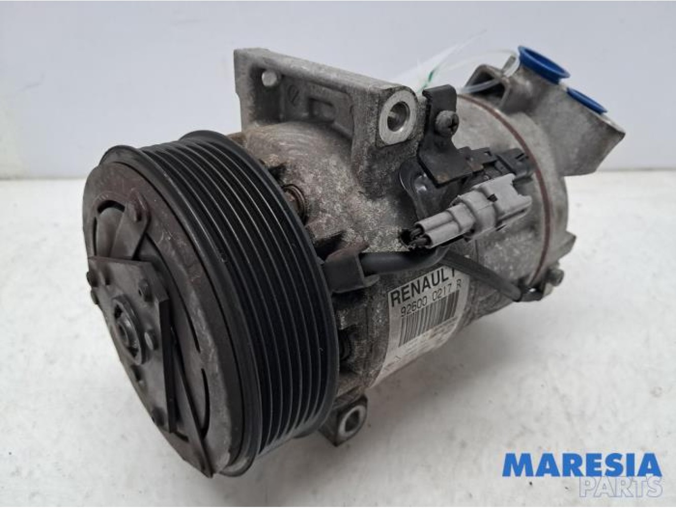 Renault - Clio - Air conditioning pump