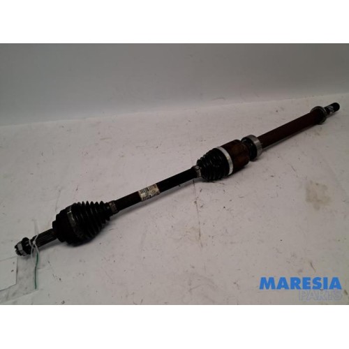 Renault - Clio - Front drive shaft, right
