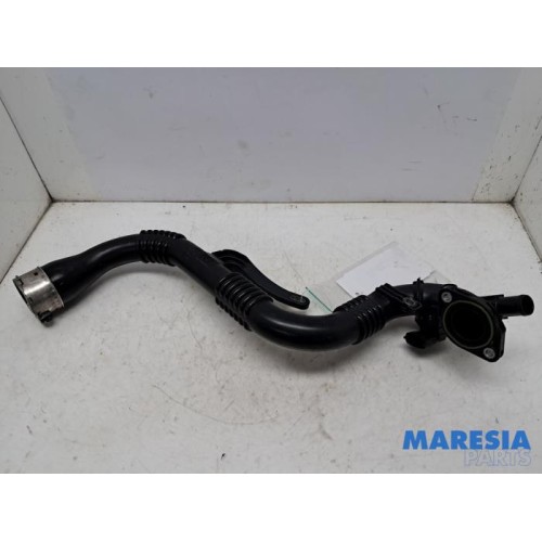 Renault - Clio - Intercooler tube