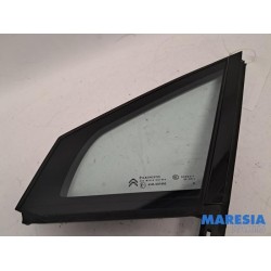 Citroen - C4 - Quarter light, front left