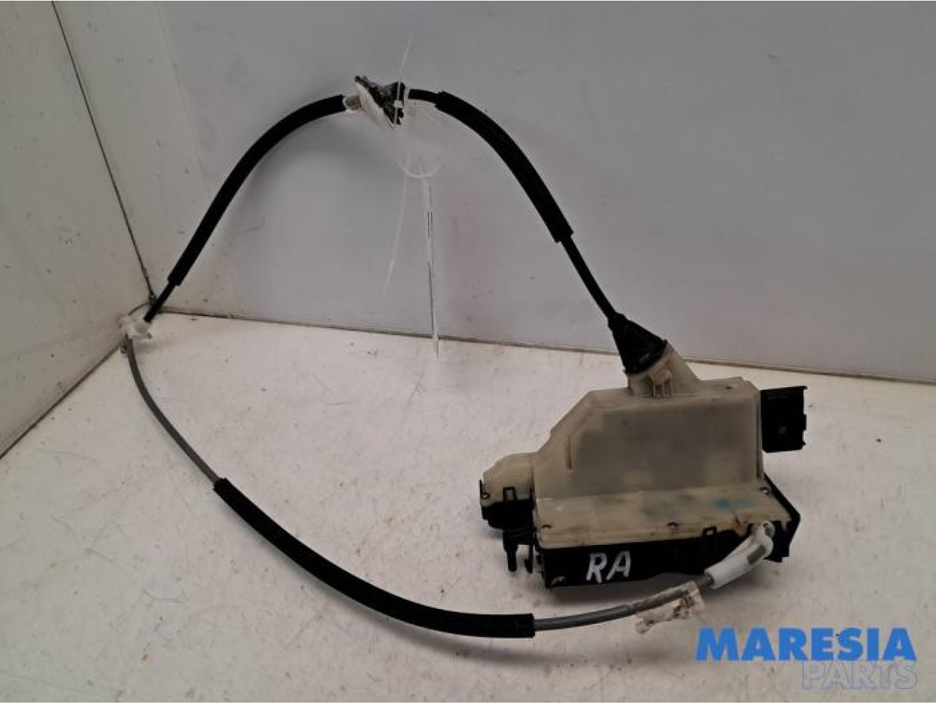 Citroen - C4 - Rear door mechanism 4-door, right
