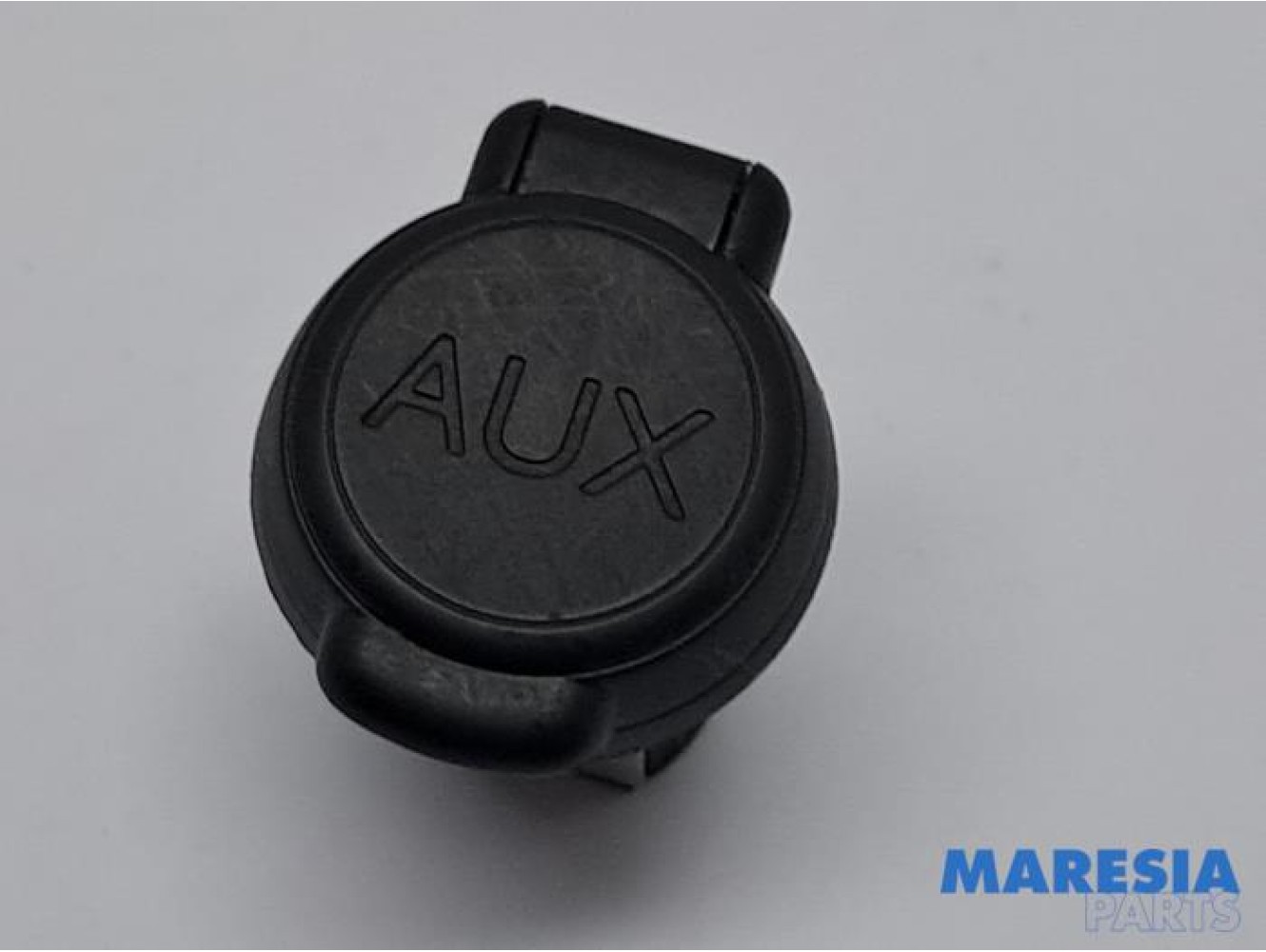 Citroen - C4 - AUX / USB connection