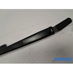Peugeot - 308 - Front wiper arm