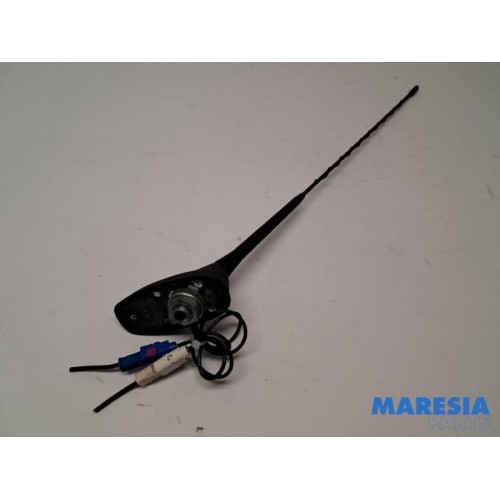Citroen - C4 - Antenne