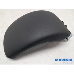 Citroen - C4 - Armrest