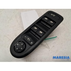 Peugeot - 308 - Multi-functional window switch