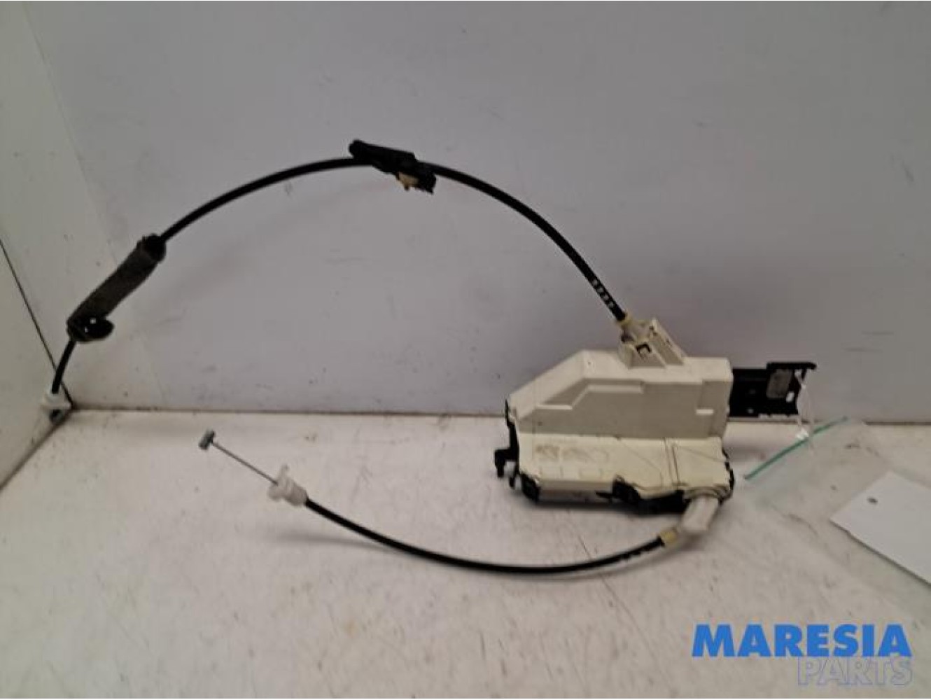 Peugeot - 308 - Front door lock mechanism 4-door, right