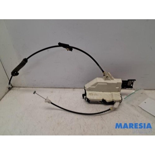 Peugeot - 308 - Front door lock mechanism 4-door, right