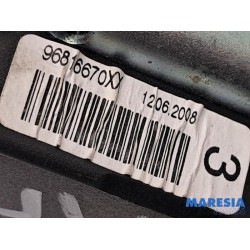 Peugeot - 308 - Sicherheitsgurt rechts hinten