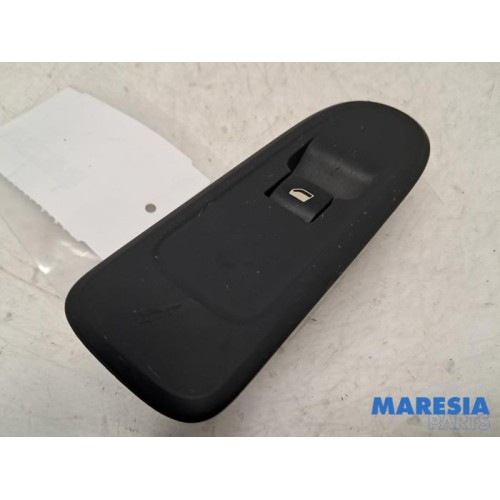 Peugeot - 308 - Electric window switch