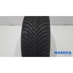 Peugeot - 308 - Tyre