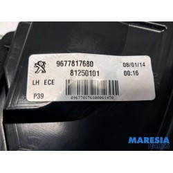 Peugeot - 308 - Rücklicht links