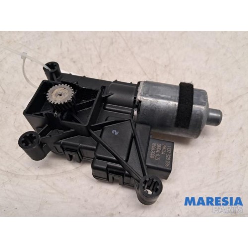 Peugeot - 308 - Moteur toit ouvrant
