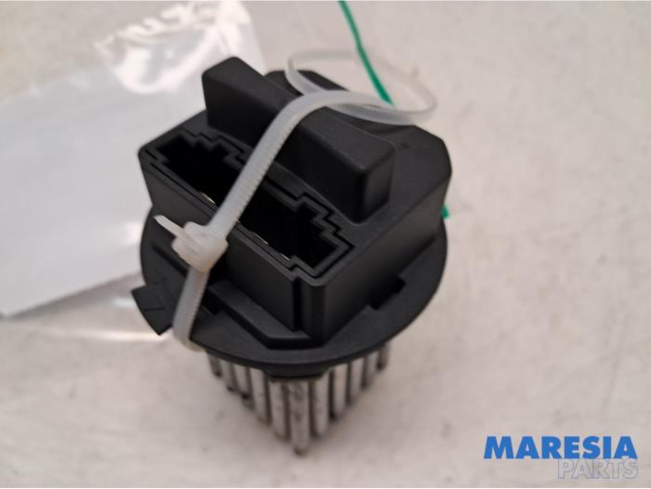 Citroen - DS3 - Heater resistor