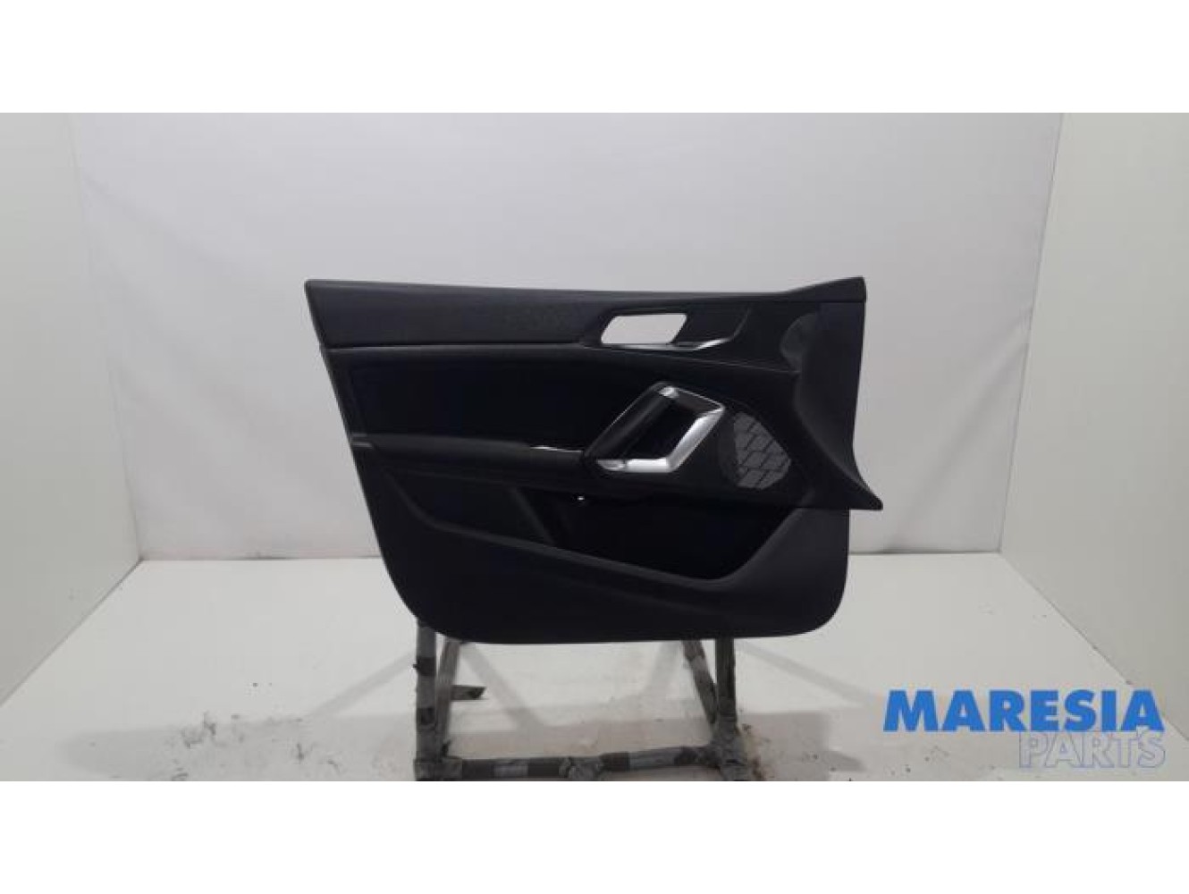 Peugeot - 308 - Revêtement portière 4portes avant gauche