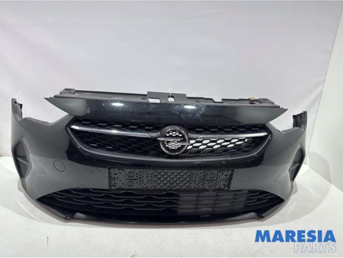 Opel - Corsa - Pare-chocs avant