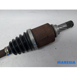 Renault - Megane - Aandrijfas links-voor