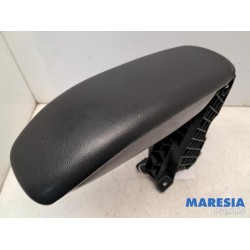 Citroen - DS3 - Armrest