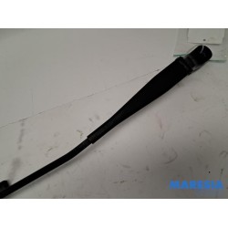 Peugeot - 308 - Front wiper arm